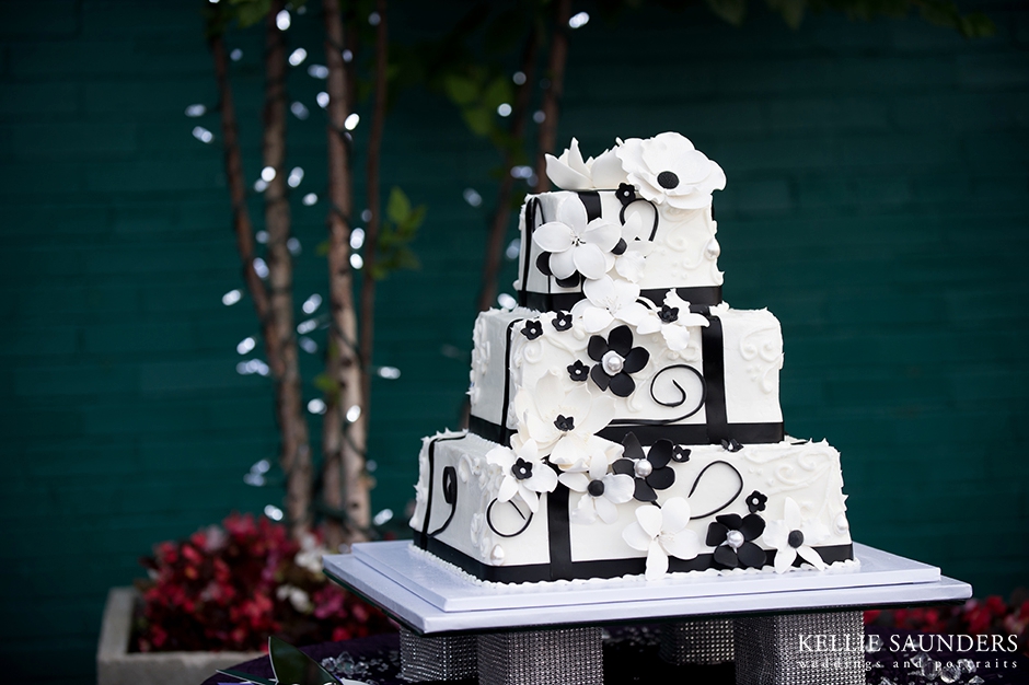 wedding cake, Kellie Saunders Photography, Madison Building reception, wedding reception